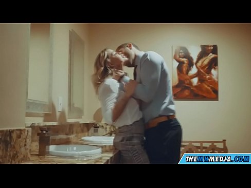❤️ Quand une blonde plantureuse vous séduit dans des toilettes publiques. ❤️❌ Porno at us fr.rex-porn-com.ru ❌️